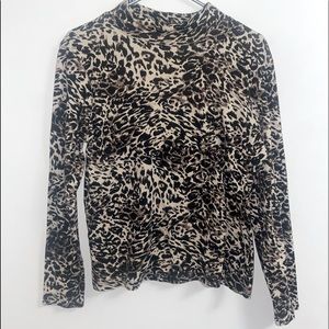 Leopard Turtle Neck